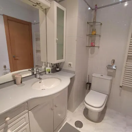 De 120m2 Al Lado De Cabarceno アパート