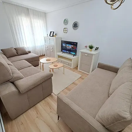 De 120m2 Al Lado De Cabarceno Διαμέρισμα Saron