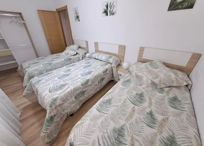 De 120m2 Al Lado De Cabarceno Apartment Saron